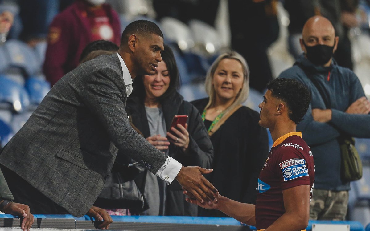 Leon Pryce 🤝 Will Pryce

Congrats on your #SuperLeague debut Will, you've got one of the greats by your side 💪