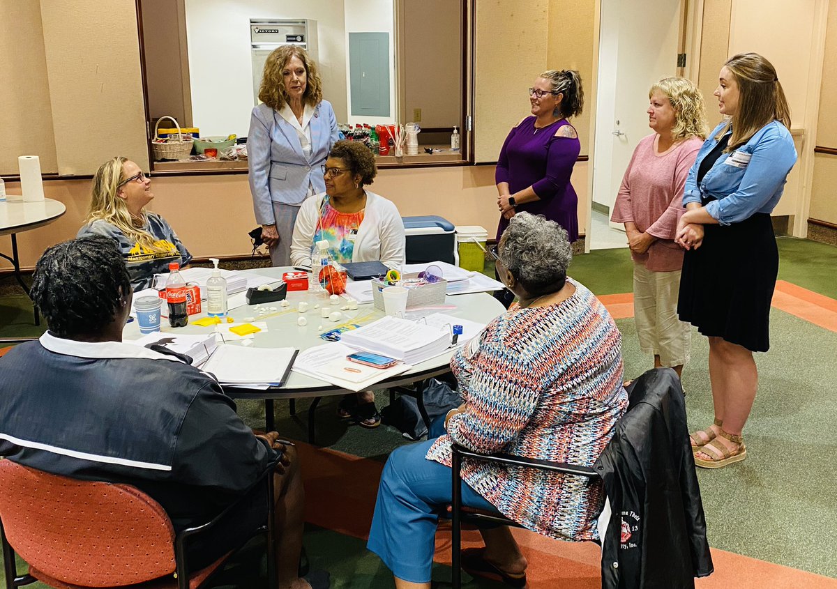 FreebirdsShire's tweet photo. Thank you @CynthiaforNC for your continued partnership and leadership with @ncpublicschools and @edstateboard_nc as we work with @CTruittNCDPI on the Teacher Cadet program and discuss budget negotiations. @NCLeg #educatordiplomats #edleadnc https://t.co/DyNXoxMfQw