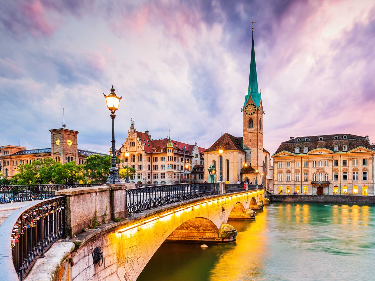 LatimerGeog's tweet photo. The quarter finals at #Euro2020 kick off with #Switzerland where Zurich and Geneva are among the top ten most liveable cities in the world 🗺️🌍 v #Spain where Madrid is the sunniest city in Europe, with over 300 days a year 🌞 #SUI #esp https://t.co/lxwIEB7oIj