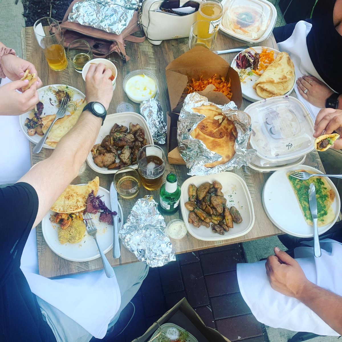ParnellsPub's tweet photo. Headed out this beautiful Cleveland Friday? Enjoy the best of our Clv Hts block with Zhug delivered to your seat on our brand new patio! Our pint glasses fit perfectly alongside their small plates! #localsupportinglocal #zhugcle #cedarfairmount @CedarFairmount @ClvHtsGov https://t.co/gIIdampCoy