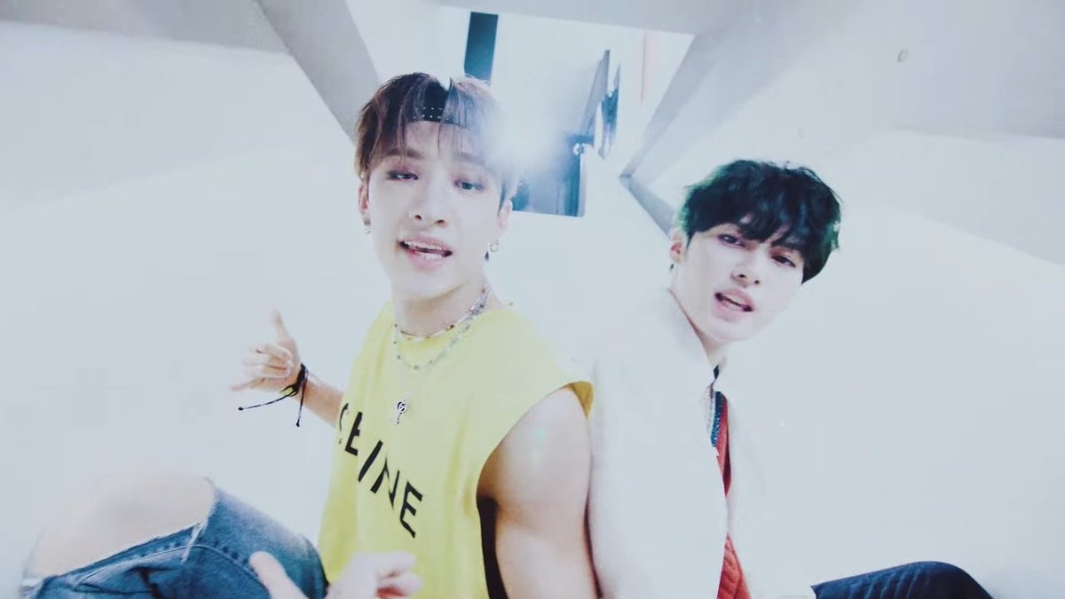 Banchan lee know drive. бан чан драйв. Stray kids бан чан. минхо stray kids drive. Stray kids бан чан.