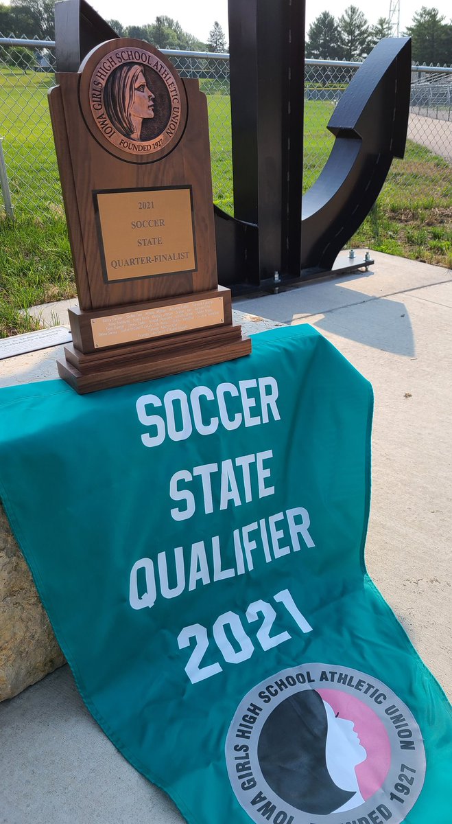 cbusgirlssoccer's tweet photo. We had a BLAST celebrating this 2021 team at our banquet! A lot to be proud of this season and much to look forward to in the next! We can't send out enough Thank Yous to fans, parents, sponsors, and fellow coaches for the support all season long! We hope to see you all in 2022! https://t.co/ZZYz5toE5E