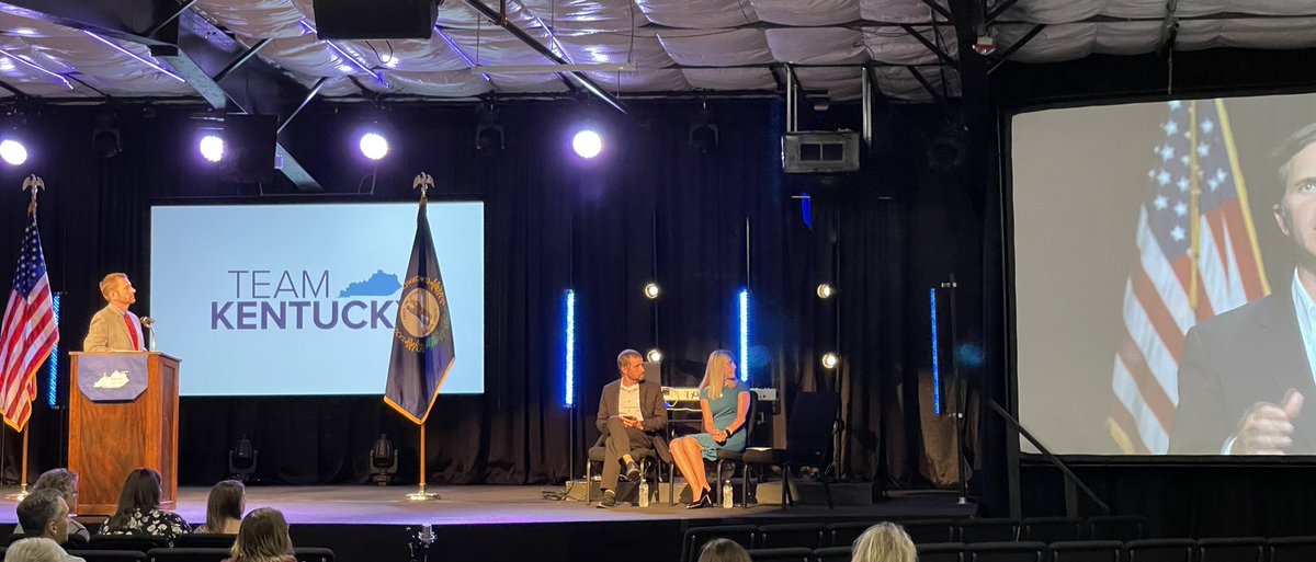 BradKTEC's tweet photo. Exciting times in Maysville/Mason County as County Judge Executive @ojmcneill announces the latest 165,000SF Industrial Spec Building along w/ 63 Acre Industrial Park in Northern Kentucky #SpecBuilding #IndustrialPark #CooperativelyPowered #SpeedToMarket https://t.co/tKPUFaVOtb