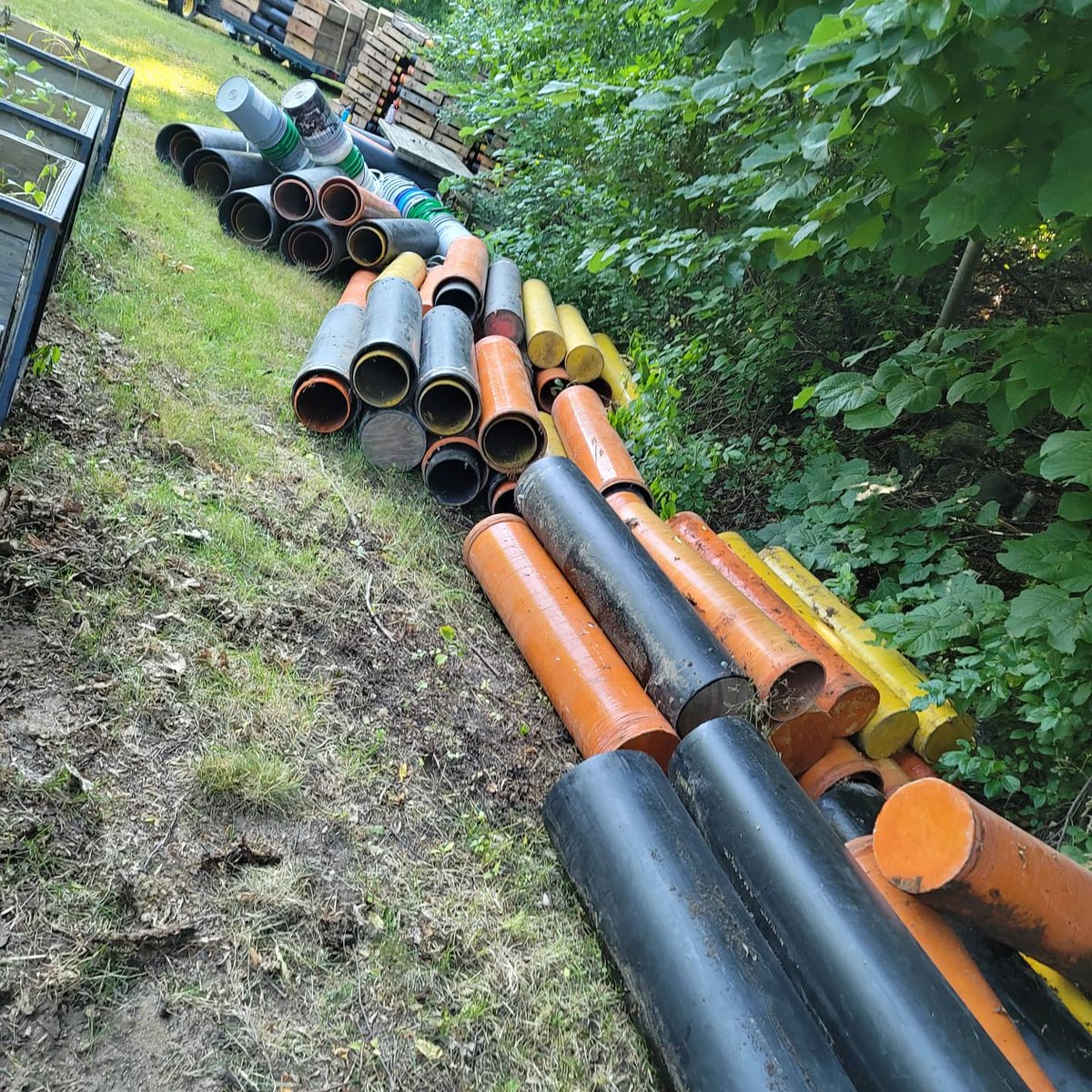 WinklePyro's tweet image. Got the big guns out