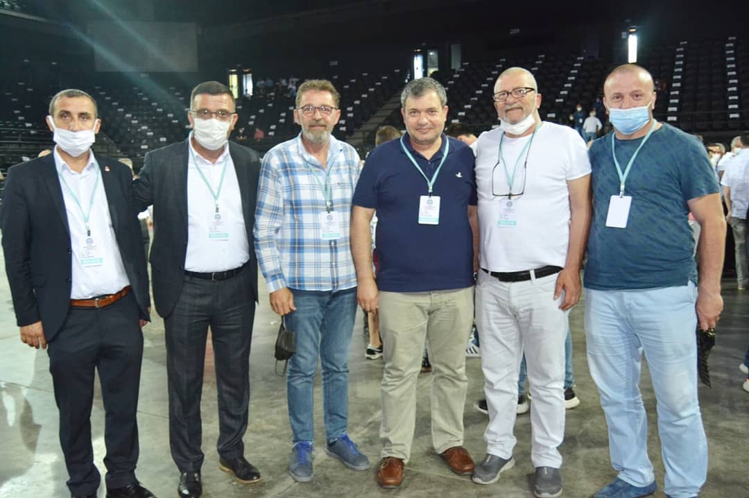 gokturkspor's tweet photo. İASKF 17.Olağan Kongrede tekrar göreve seçilen Sayın Ali Düşmez ve yönetimine seçilen Eyüpsultan bölgesinden Sayın Adem Hanedar, Metin Çırpan, Rahmi Uçak, Rafet Altunkaynak ve Kemal Karali bey'e görevlerinde başarılar diliyoruz.
#iaskf #gokturspor1995 #gokturkspor #amatörfutbol https://t.co/LGTVAZGs3b