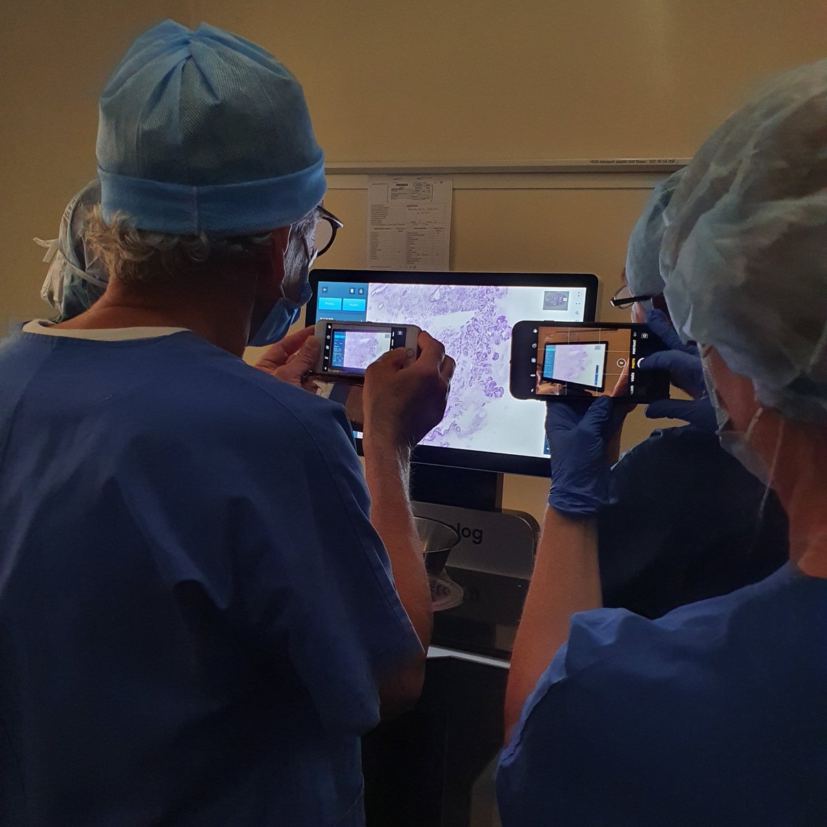 Piquing clinician's curiosity in Prostate Cancer. Back in Dec 2020 with Dr. Rochat, who would have guessed that it would be the trigger to another great collaboration with Prosper Prostate Cancer Clinics in the Netherlands.
#prostate#prostatectomy#prostatecancer#cliniquebeaulieu