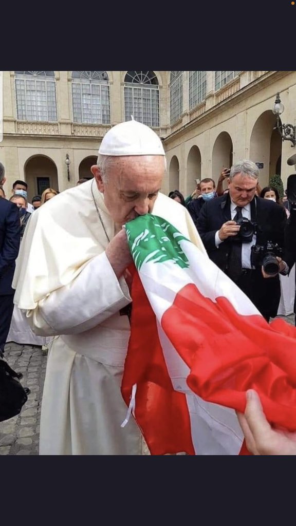 EmGeorge71's tweet photo. Praying for Lebanon yesterday, today and tomorrow 
Praying for kindness to enter your hearts to let us live in peace 
Praying for hatred to be replaced by love and compassion 
Praying to let go of politics and religion and holding on to our country Lebanon 
Praying for you all ❤️ https://t.co/j0AsF22VFa