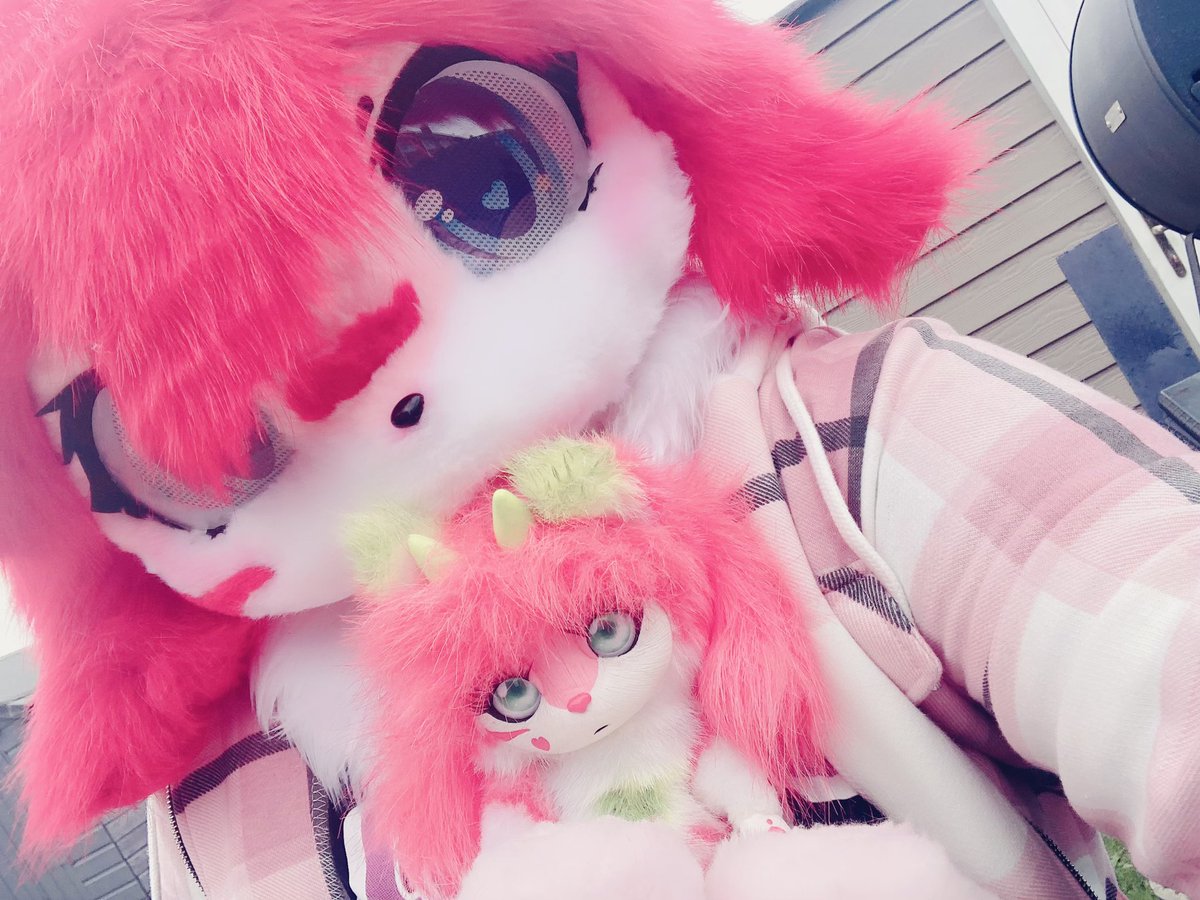 Satokochii's tweet photo. also yay! i can finally say it’s my first fursuit friday!! i managed to take some pictures, which took forever but hell yeah!! honestly her head is pretty comfy xD
🎨Tio_Factory https://t.co/5RgGY7Iwk3