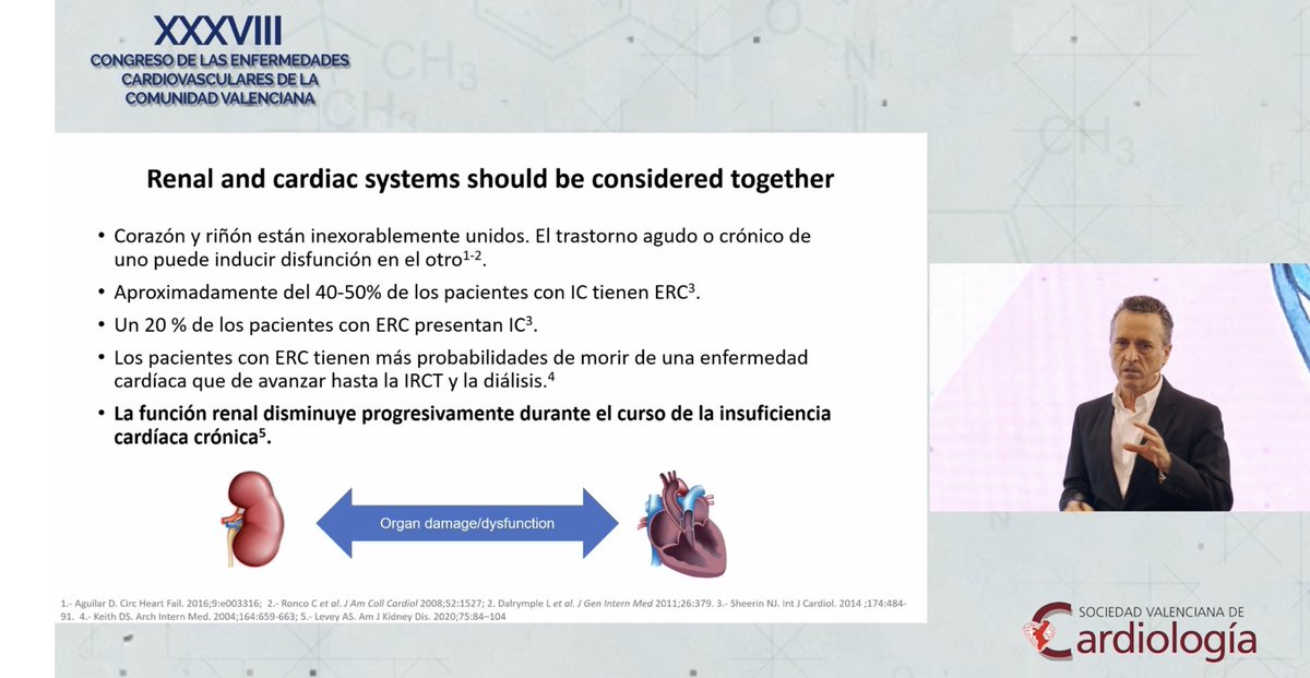 mi_cardiologo's tweet photo. @jlgorriz en #esvc21 de @SVCardio hablando de protección renal @SVNefro https://t.co/hX9MocBIqW
