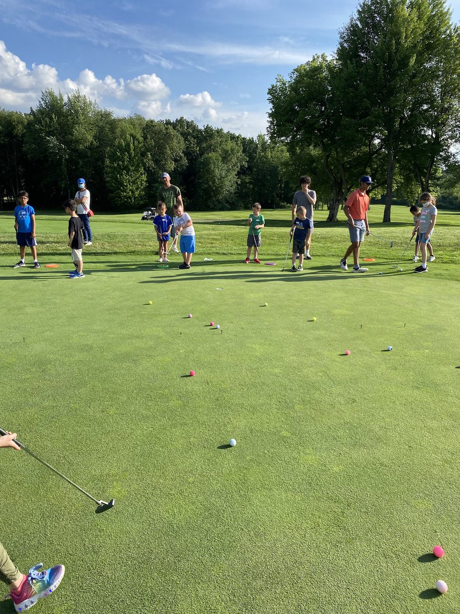First couple weeks of classes has been a success! Here we are pictured getting a feel for the greens. Excited to see the progression as summer continues! ⛳️ #buildinggamechangers