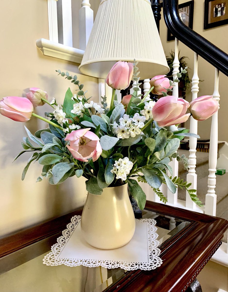 Real touch tulips from #etsy shop Silk Arrangement Centerpiece Large Pastel Pink Silk Arrangement Silk Centerpiece Spring Flower Arrangement Tulip Arrangement #tabletoparrangement #floraldecor #realtouchflowers #whiteroses #pinkflowers #tuliparrangement etsy.me/3Am9A6B