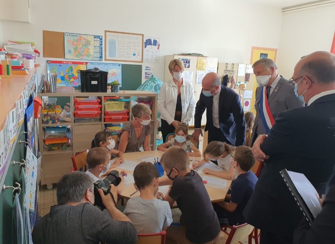 Nous avons eu l'honneur de recevoir monsieur le ministre de l'éducation nationale @jmblanquer le recteur d'académie @MullerRaphal4 le dasen @DSDEN_Aisne et de nombreux élus et représentants de notre département @PINEL1 @TopheChignardet @DoMoyse @Ien02Ch