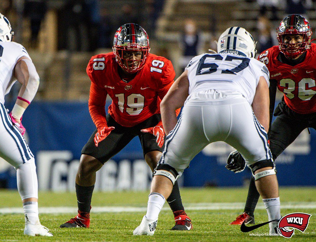 D1 Athlete 🏈 / Aspiring Chef 
IG: Chefc_kitchen1 check it out for more content!!!