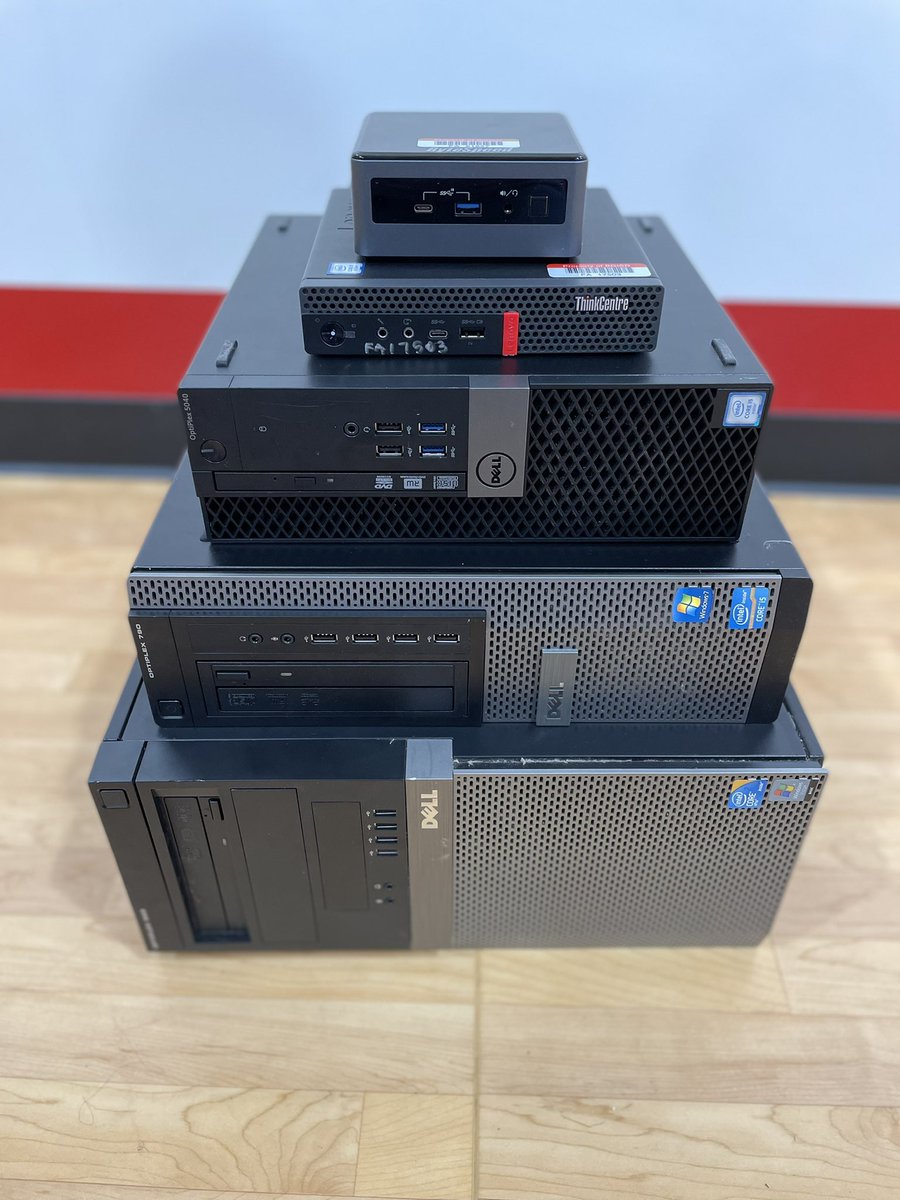 MsMarcumBGISD's tweet image. This week was “out with the old” 📠💾📟 so we can put in the new!  🖥 Check out the museum of tech below! Some teachers jumped straight from 👴🏼 to 👶🏻, with our new “teenies” on the back of every new panel!💪🏻 #TechCrossFit #upgrade #TechIsWorthTheEffort #BGISD