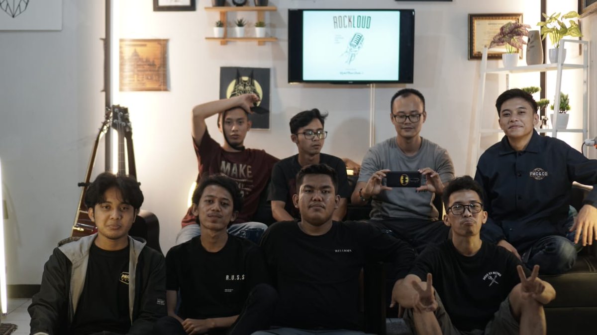 rocketcimahi's tweet photo. Fun job with fun crews. https://t.co/rNNsBbS1uP