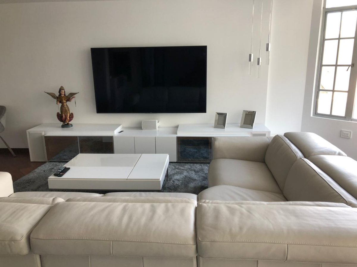 rivicco's tweet photo. Audio Envolvente en alta fidelidad, parlantes empotrados en el mobiliario y en pared manteniendo la estética @ricrowd @patriciorivera @tannoy @Hkaudio #audio #highfidelity #envolvente

https://t.co/kf2BiKYamq https://t.co/YO2e5C1ckY