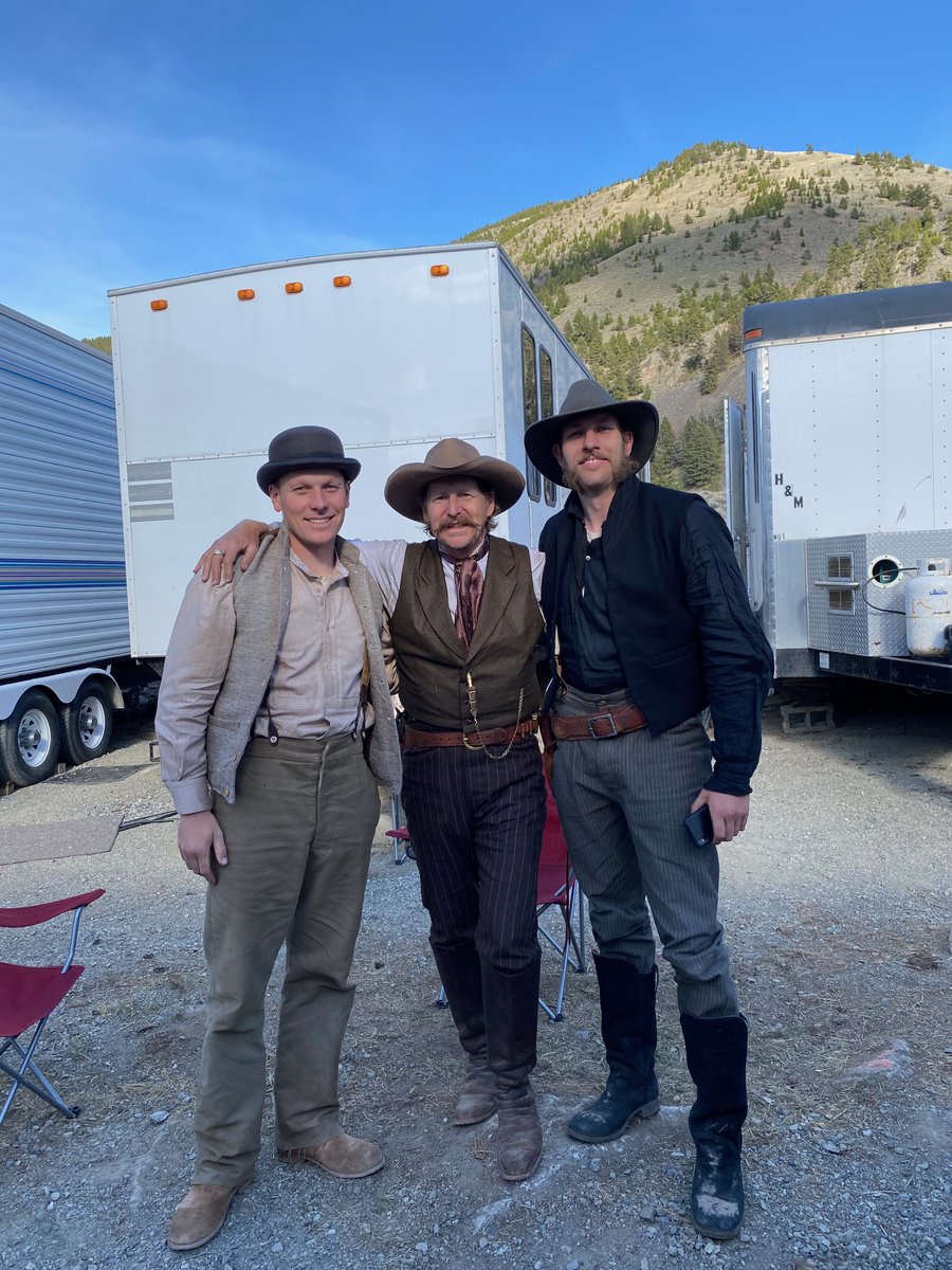 LewTempleActor's tweet photo. More incredible castmates. Such a gift to watch them make magic. @Iamscottiet @isaiahmustafa @ITS_Rachelblack @natandalex @ScottyBohnen @dannybohnen @Yellowstonefilmranch 
@_Richie_Gray #KellyFrazier @HoldenMarkoff
#western #yellowstonefilmranch #montana  #emigrantgulch https://t.co/j1O3mAa2Js