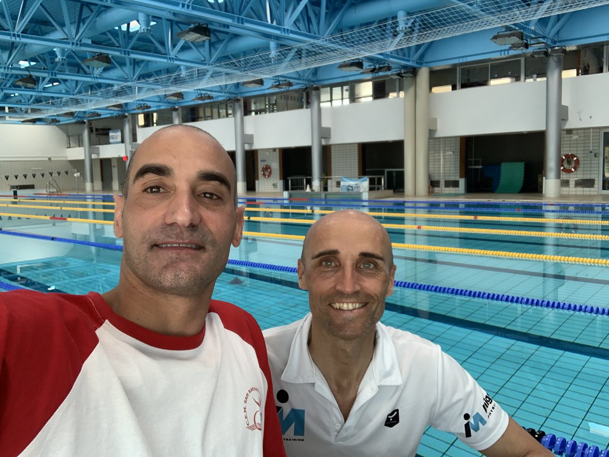 mluque76's tweet photo. Con @inigomujika_en el grande fisiólogo y gran amigo de @FredVergnoux en directo en @CARSierraNevada #luqueteam https://t.co/yHfgd18QgO