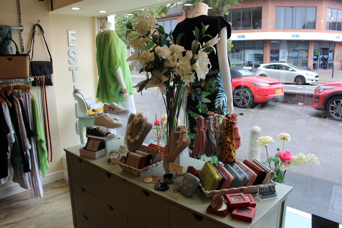 WestBWay's tweet photo. Make a visit to Estilo this weekend for #UKIndieDay and check out their wonderful women's fashion, jewellery and bags! 
Find them on Tudor Square and enjoy some retail therapy when you #ShopLocalShopSafe

#WBWay #WestBridgford @ukindieday https://t.co/x1YLewK45i