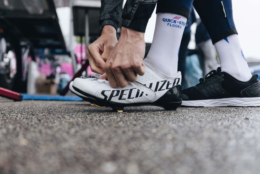 pelotonmagazine's tweet photo. @iamspecialized may only have two teams in this year’s Tour de France, but they have over 40 cyclists riding their products. Why? Because the riders ask for it.

Learn more about Specialized Body Geometry: https://t.co/F0P4BJBF8S

#ad #iamspecialized #bodygeometry https://t.co/xRuZJ0qiyu