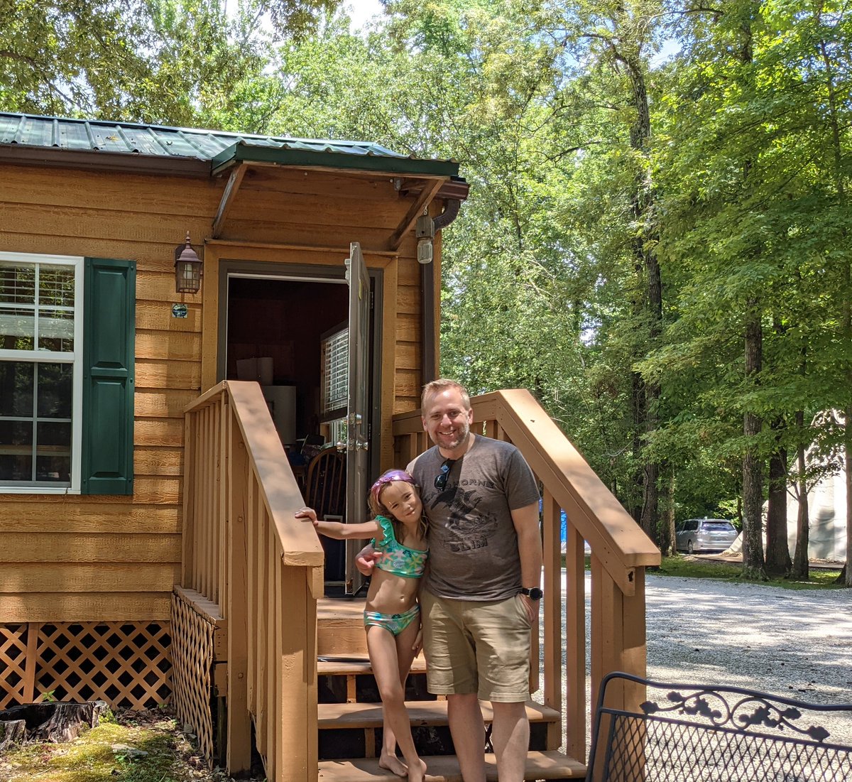 Had a restful night in beautiful Manchester Tennessee and can't wait to see <a href="/theavettbros/">The Avett Brothers</a>  <a href="/BonnarooFarm/">The Bonnaroo Farm</a> return to the stage tonight!  Stella's 4th show and Dad - too many to count.