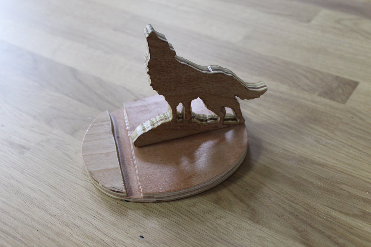 downsenddt's tweet photo. Our newly refurbished workshop and new equipment have inspired our Year 8s to produce some fantastic phone stands. #proudteacher #creativity #growingdandt @DownsendSchool https://t.co/FD0MtWu8D6