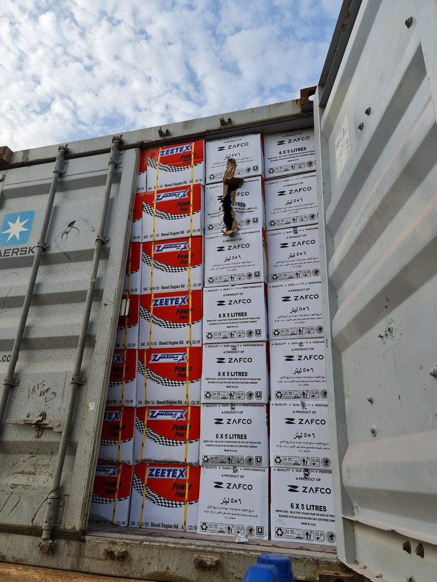 CastleHoldings's tweet photo. Handling the Consignment of #Lubricant imported by the Distributor #Alem_General # South Sudan. 
Give us that opportunity to serve you better. Just a phone call and all is set safe &amp; satisfying.
WhatsApp us on: +211910060060
#SSOT
#SouthSudan https://t.co/YUszK4vQCs