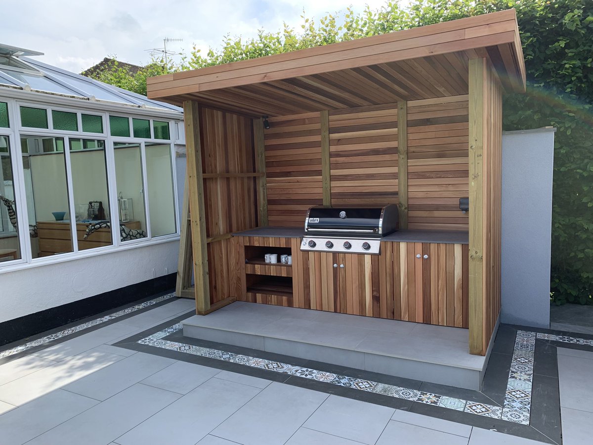 The Reigate paving company tweet media