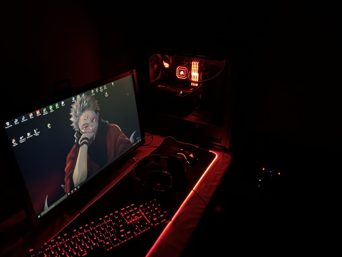 sarshawe's tweet photo. My step up:
    -Ryzen 7 5800x
    -1660 Super Asus TUF
    -32GB 3200MHz G.Skill
    -B550-F ROG Strix Gaming
    -Corsair H150i Elite Capellix 360mm
    -SN750 500GB M.2
    -SN750 1TB M.2
    -Seasonic GX-750w
    -H710 NZXT Case https://t.co/87A3UYuYr5