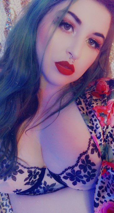What would you do if I tied you up in my basement? https://t.co/E6Q3D4QQCE
