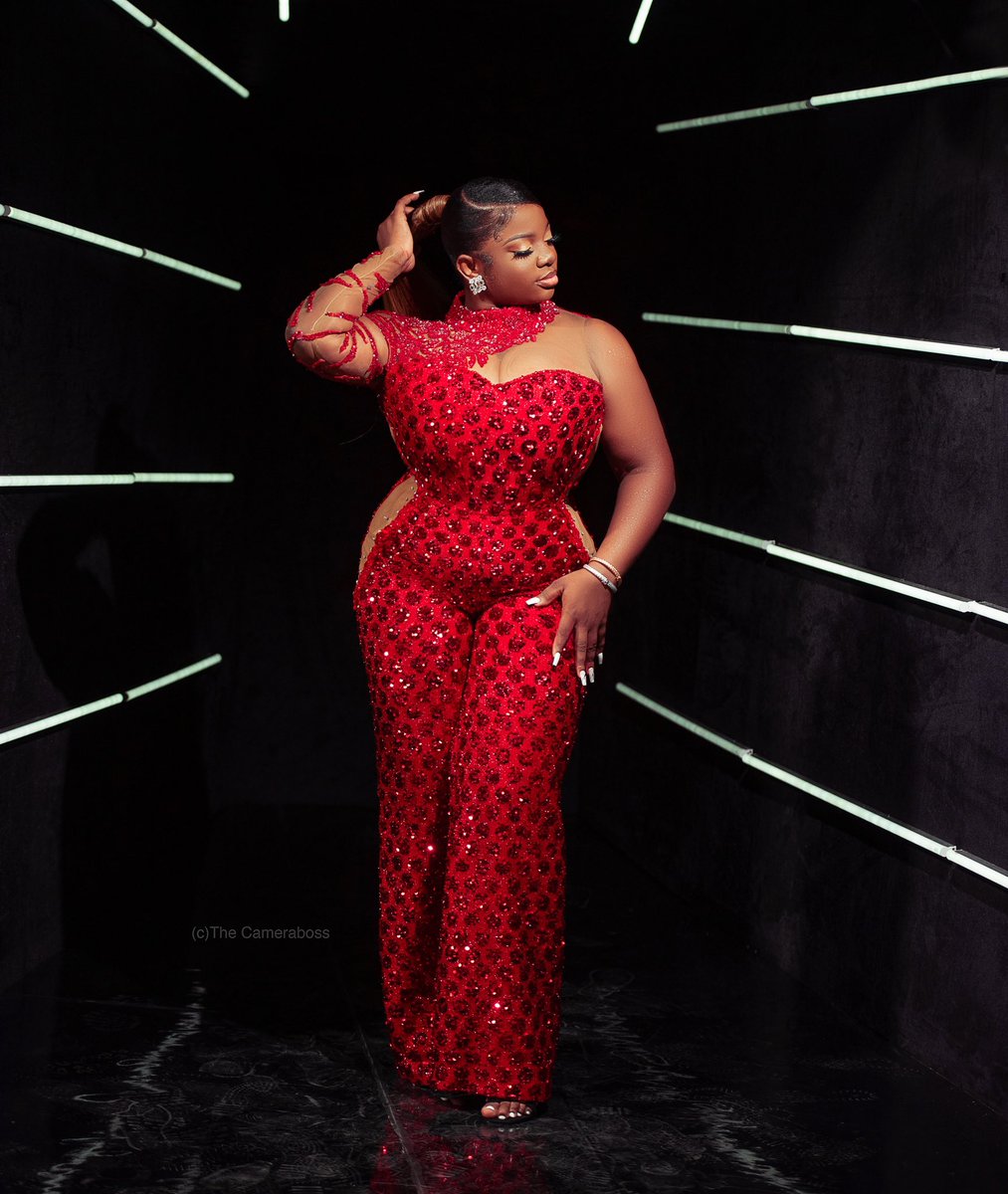 Bb_goldenB's tweet photo. I just want to say it's feel so good stanning, loving and supporting you. I am so proud of your growth, keep making Exploits Babygirl. I love you so much💙 and it's a forever something from me no cap💯💯💯 To all #DExploras 🌍 i want to say thank you all and God Bless you all. https://t.co/JPQ0AFNKKx