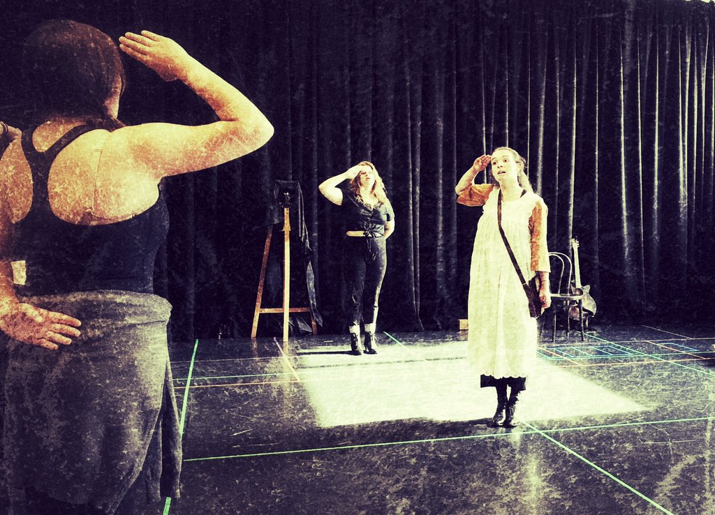 “I, Winifred Douglas….” 
A great final week in the rehearsal studio👌
 #TheLightBurnsBlue streaming 28th/29th July  <a href="/MAActorsGSA/">MA Actors GSA 2021</a> <a href="/The_GSA/">GSA</a> <a href="/JaqBessell/">Jaq Bessell</a> <a href="/SilvaSemerciyan/">Silva Semerciyan</a> 
gsauk.org/events/20201AV…