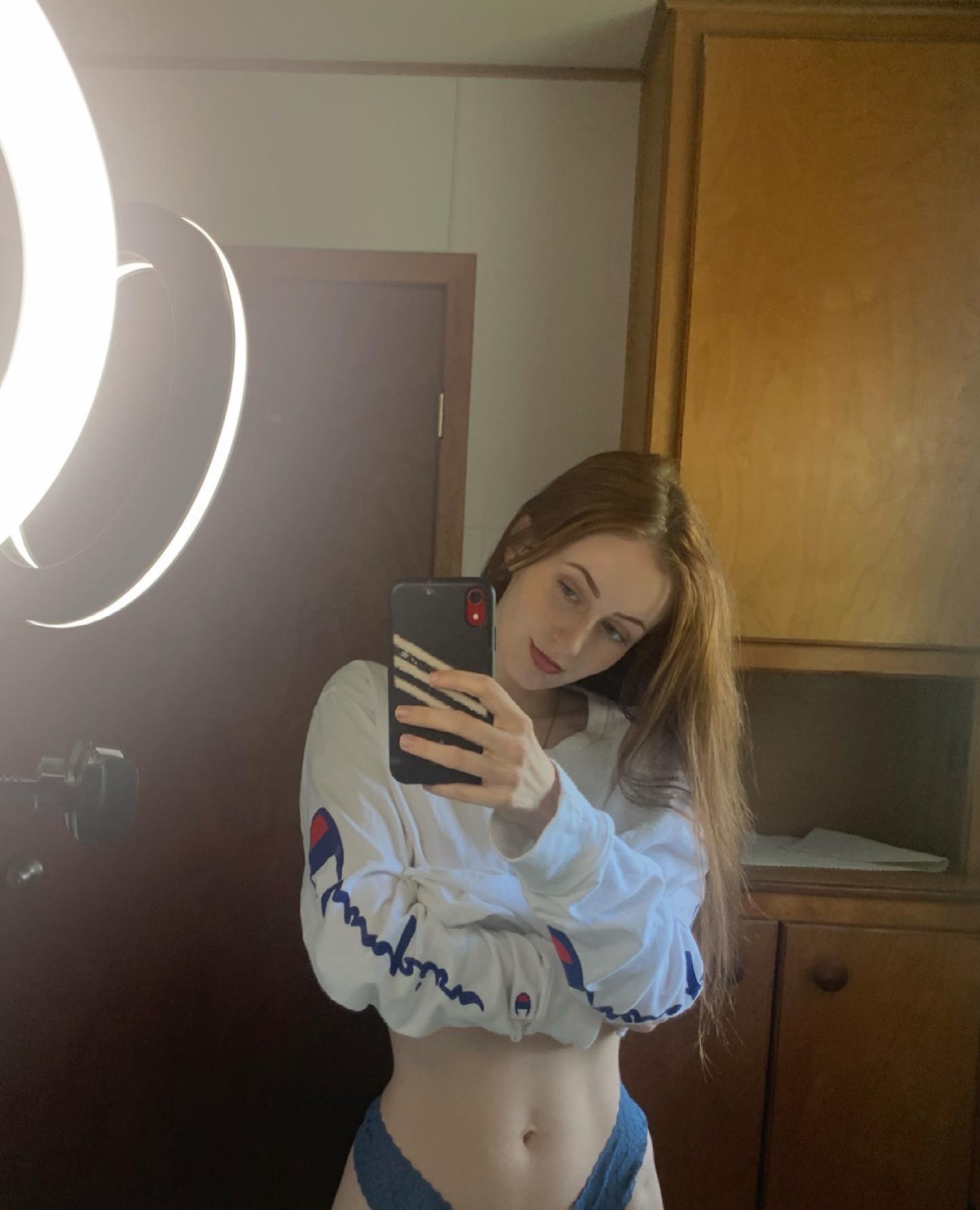 1 pic. iconic photos 🍄 #onlyfans #phub #ContentCreator #AdultWork #buyingcontent #SellingContent https://t.co/4Dco1S0QFx