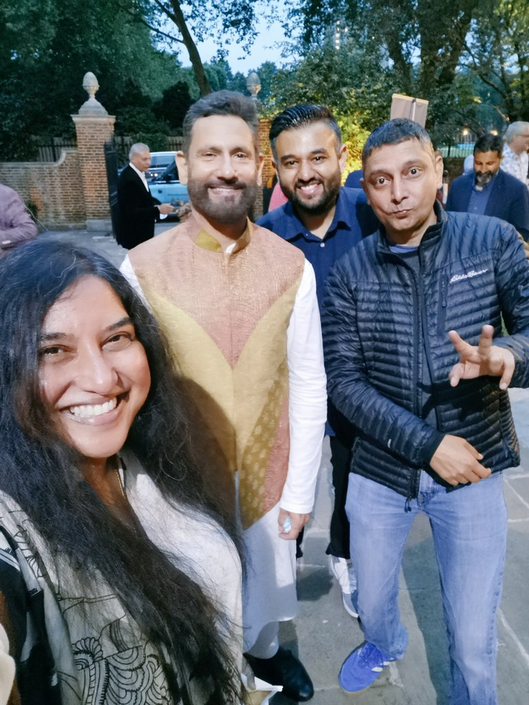 Ashanti Omkar Film, TV, Culture Broadcaster & HOST tweet media