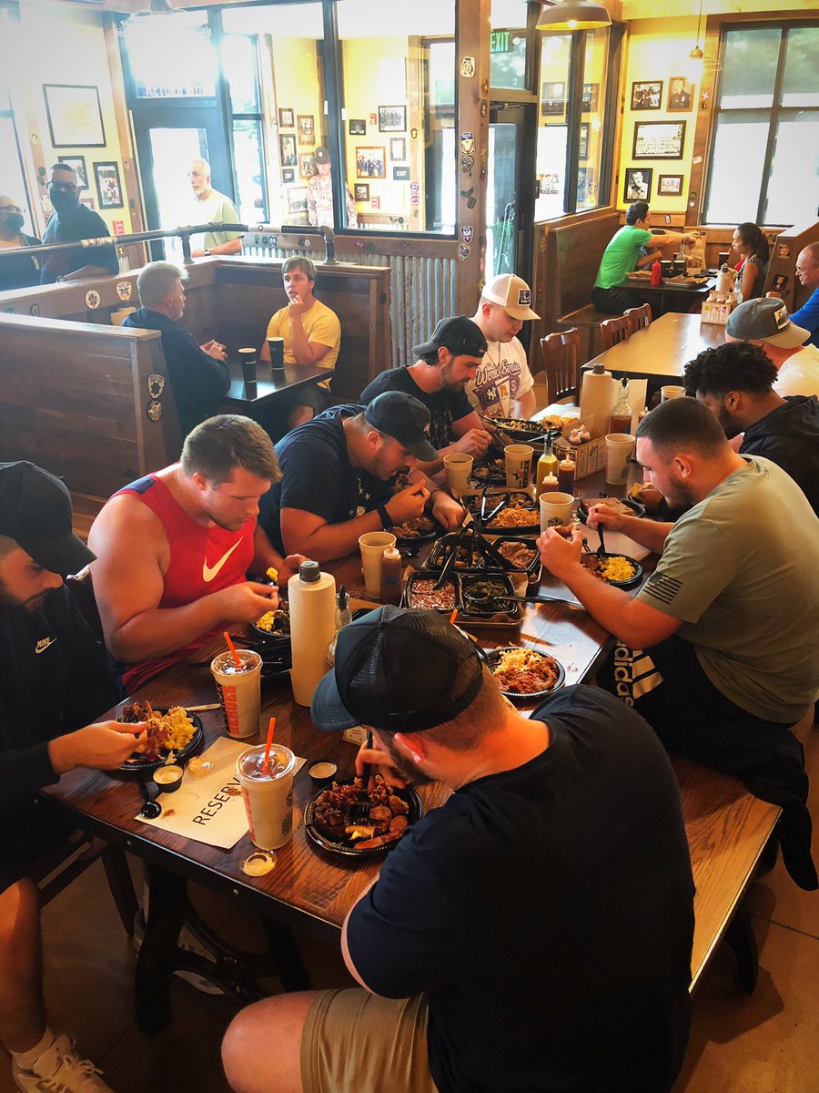 The Official BBQ of the Offensive Line! <a href="/MissionBBQ/">MISSION BBQ</a>