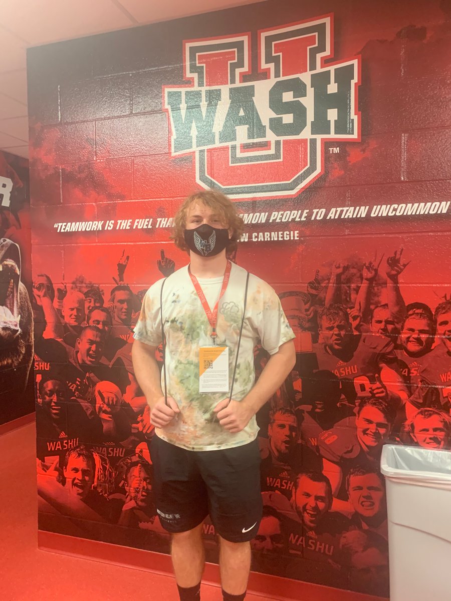 JacobFields_44's tweet photo. Had a great visit at Wash U today.
Thank you Coach Keene, Coach Allen, and Coach Kindblom.   @washufootball @WASHUBears https://t.co/c9sCHDMPjL