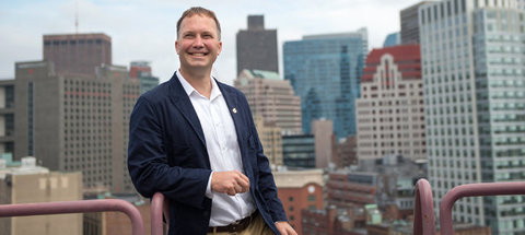 In this podcast, <a href="/mbellows/">Matthew Bellows</a> the co-founder of <a href="/Yesware/">Yesware</a>, talks about when the company discovered a distribution channel, that drove thousands of leads every month. 

He also explains why a distribution strategy is just as important as your product 👉bit.ly/MatthewBellows…