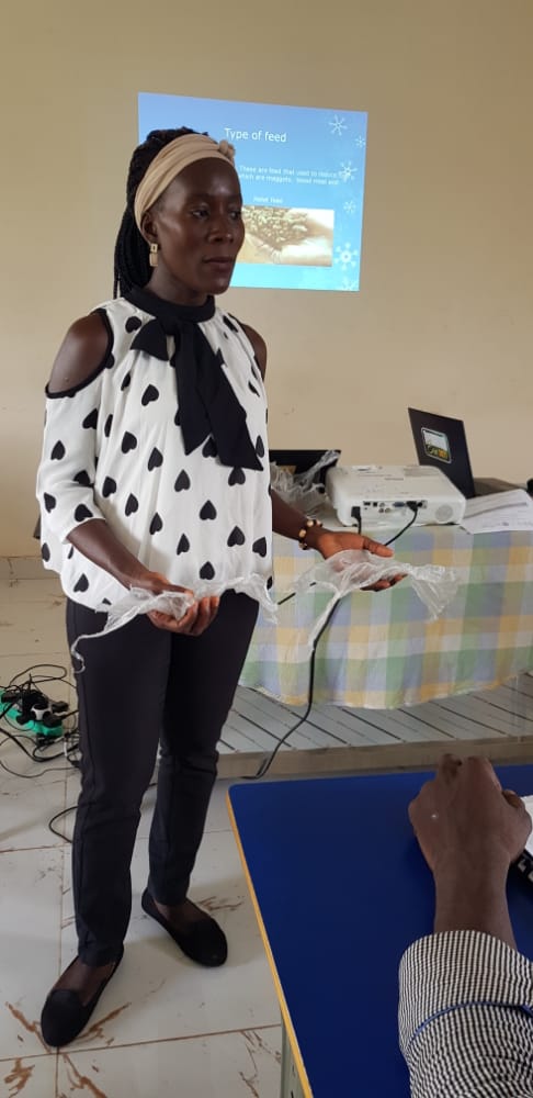 FatmataAminata's tweet photo. As women if you are not doing nothing outside the kitchen.... you will remain in the kitchen
# #proudfishfarmer #yail #obamaleaders #Aquacultureconsultant #Facilitator https://t.co/luiCN03JS7