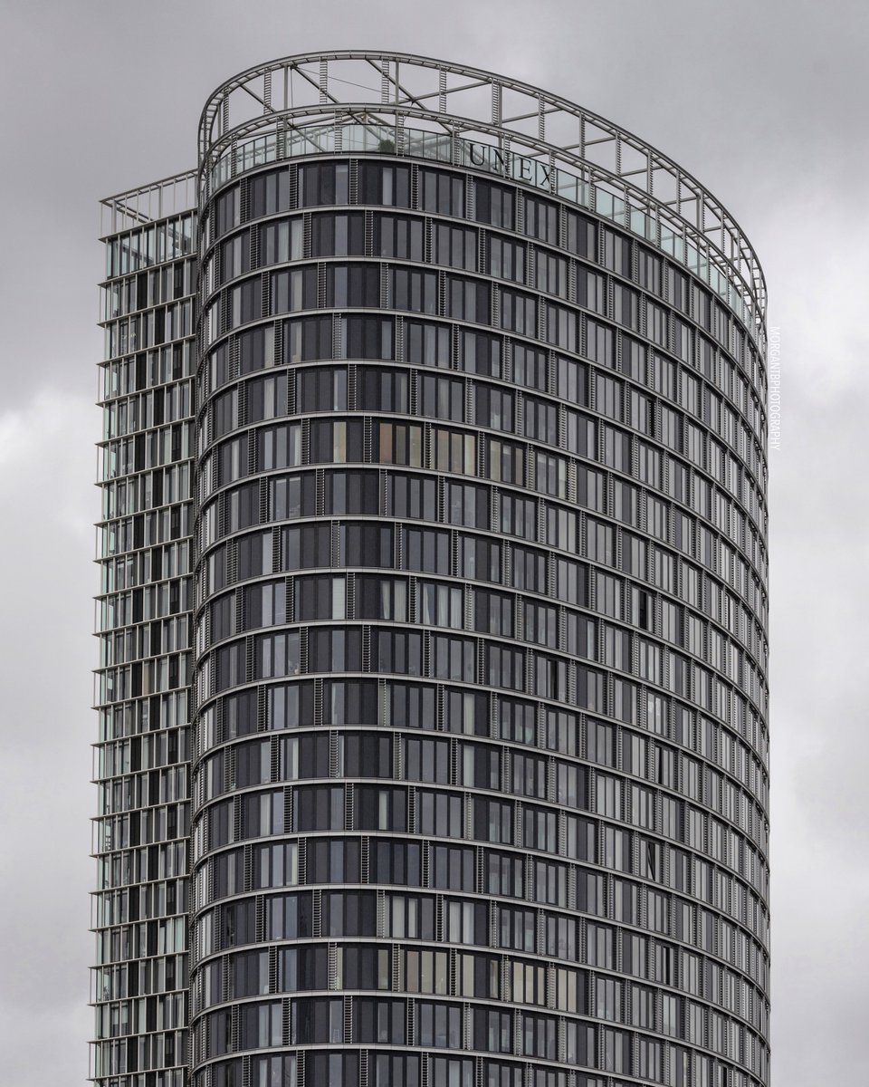 morgantbphotog's tweet photo. #documentaryphotography #documentingspace #banalphotography #photography #landscapephotography #architecturephotography #architecture #highrise #architecture #architecturedesign #glassbuilding #glassbuildings #london #londonarchitecture #londoncity #streetphotography #towerblock https://t.co/aLc8kyjaay