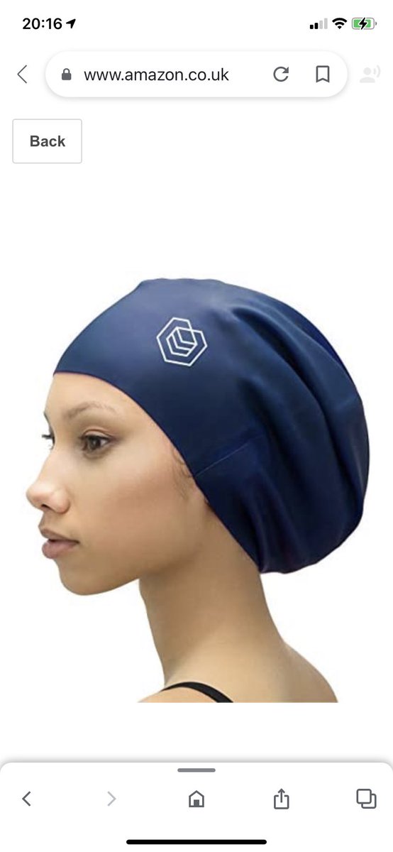 #FINA please explain why this hat isn’t acceptable? Are you telling #blackswimmers that they have to cut all their hair off to fit a ‘standard’ cap? Really?? Not good enough. Not by a long chalk. Nothing wrong with this hat #SoulCaps