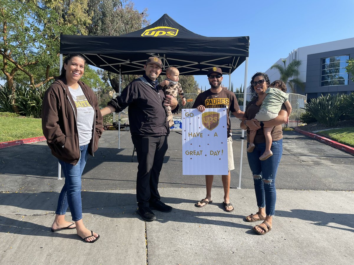 La Mesa Center UPS tweet media