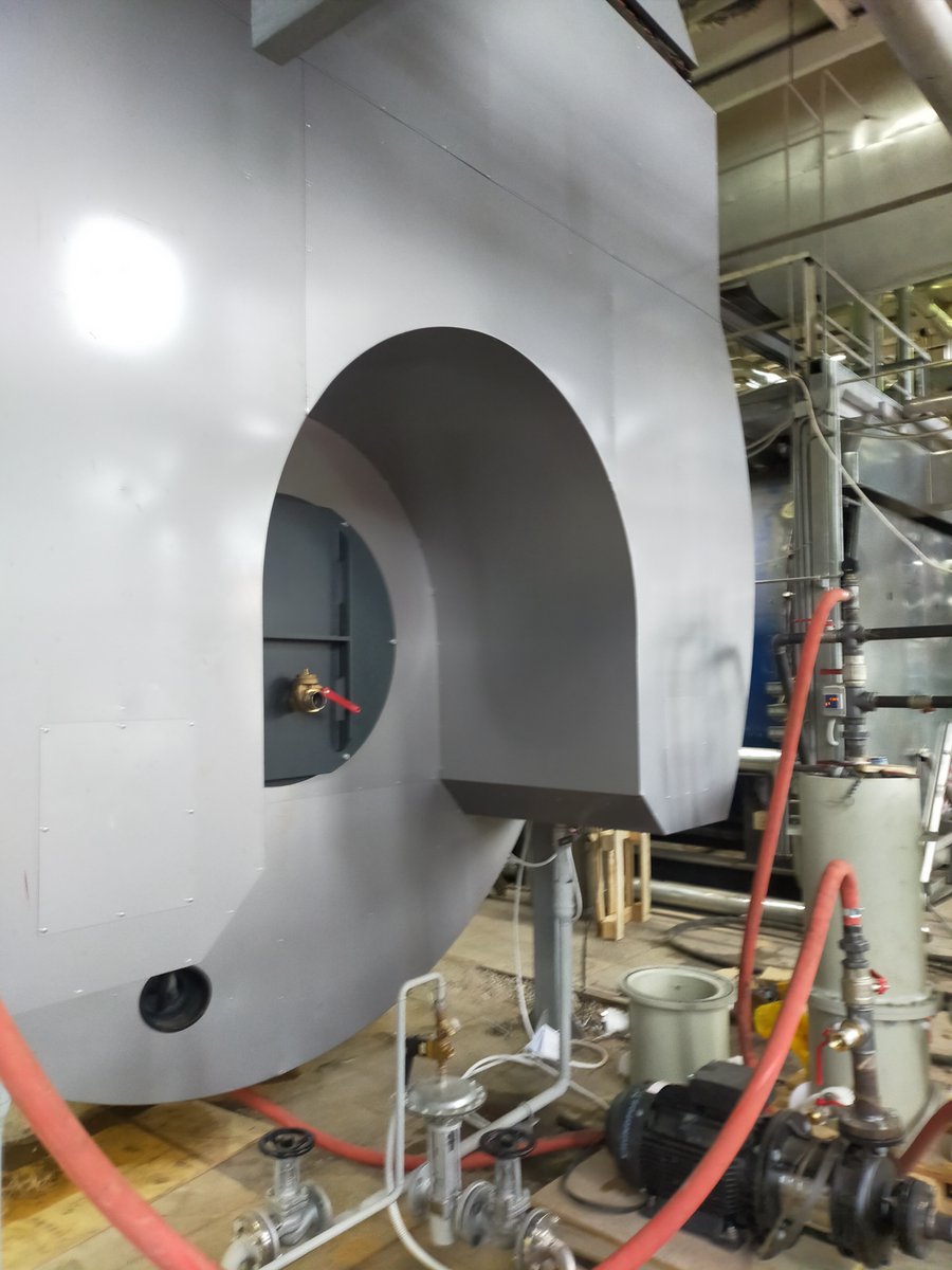 stem_com495's tweet image. Работы по гидрохимической промывке парового котла Viessmann Vitomax проводились с целью удаления продуктов комбинированной коррозии с внутренних поверхностей оборудования с последующей пассивацией.  
youtu.be/DH8j30v87HM 
#ржавчинакотла #очисткапаровогокотла #консервациякотла