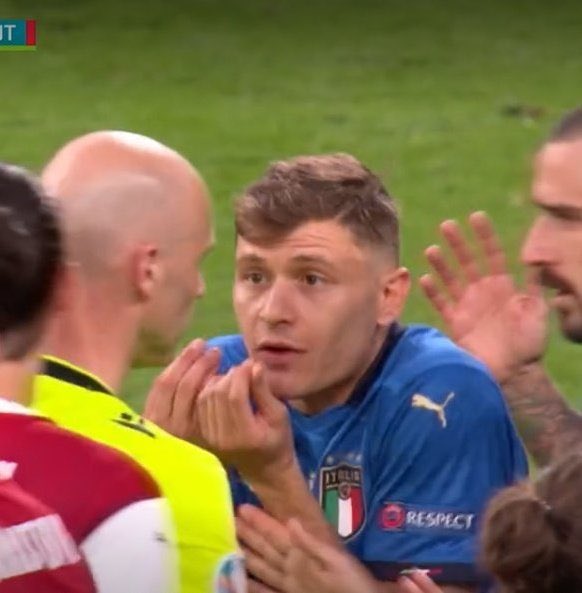 drunkofthemoon's tweet image. italian culture #BelgioItalia