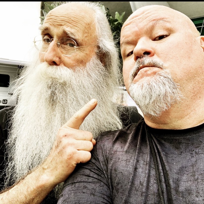 This guy! @lelandsklar @NAMM #selfie @MusicTribes_U @MusicMattersDH @BassMusicianMag @BassPlayerWeb @BassGuitarWorld