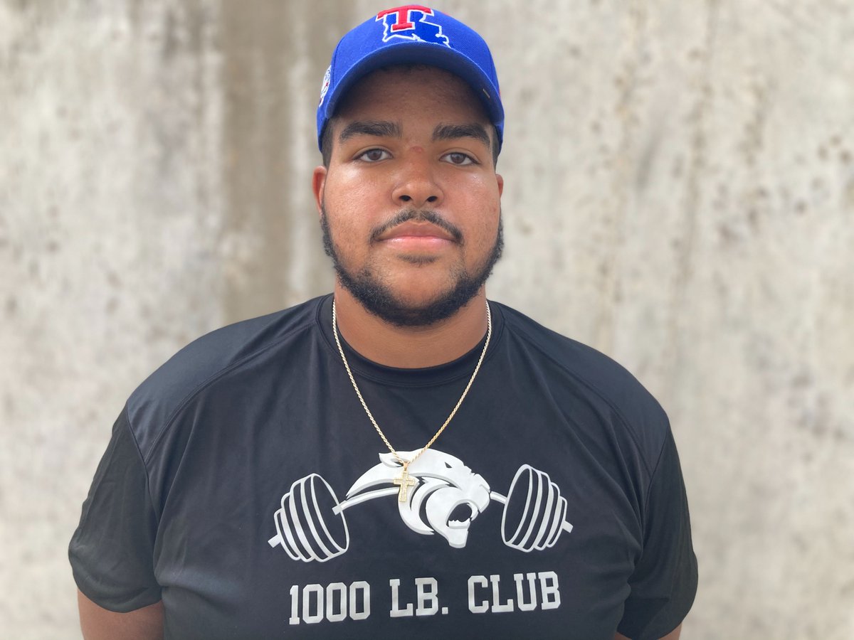 RECRUITING: "Really just the family atmosphere that Coach (Skip) Holtz provides to all his players." 

<a href="/RPHS_FB/">Ridge Point Football</a> '22 OL @CalvinHarvey76 is heading to Ruston, Louisiana to join <a href="/LATechFB/">LA Tech Football 🏈</a> | VYPE w/ the exclusive interview #txhsfb #vypecampus <a href="/skhanjr/">Sam Khan Jr.</a> 

READ: vype.com/Texas/Houston/…