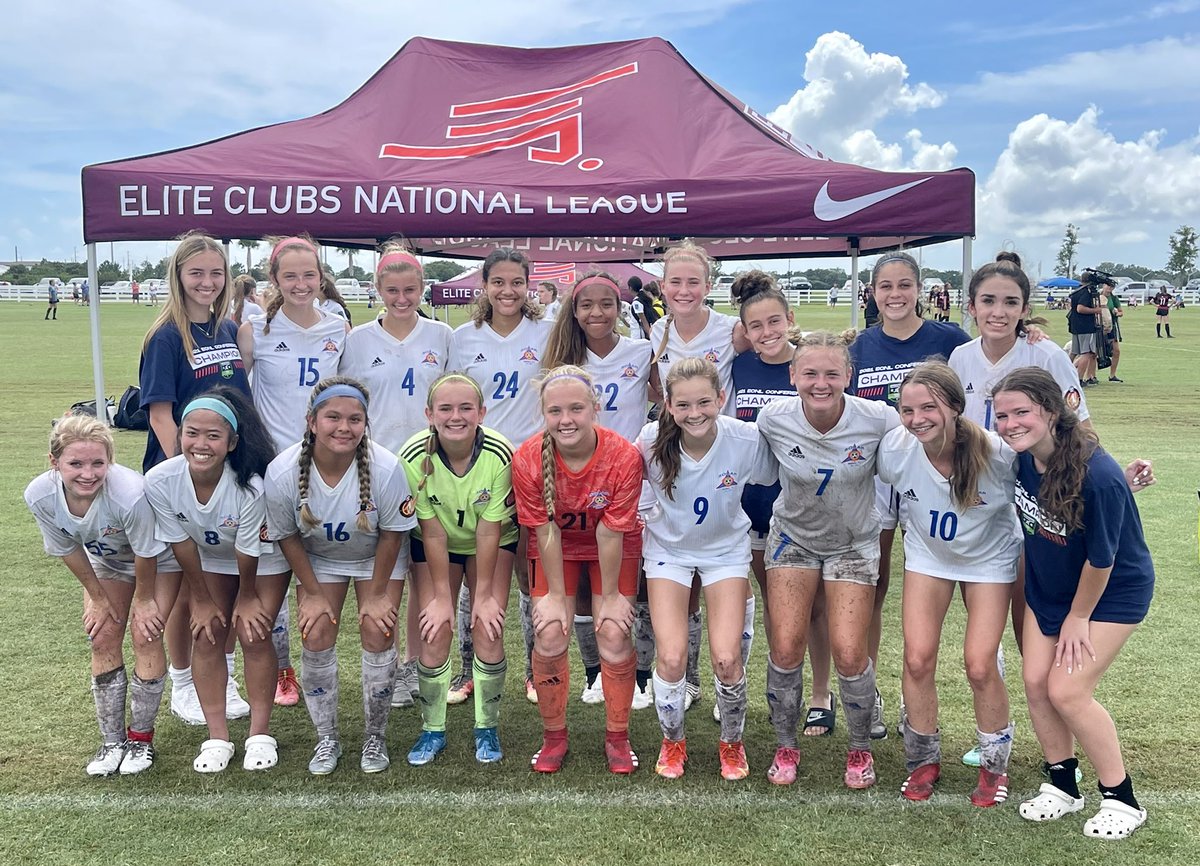 SolarECNL06's tweet photo. Off to a ‘clean’ start with a 6-0 W over Davis Legacy. @theECNL @EcnlTexas #mudbowl #slowtrack https://t.co/Te6ZgsGA1D