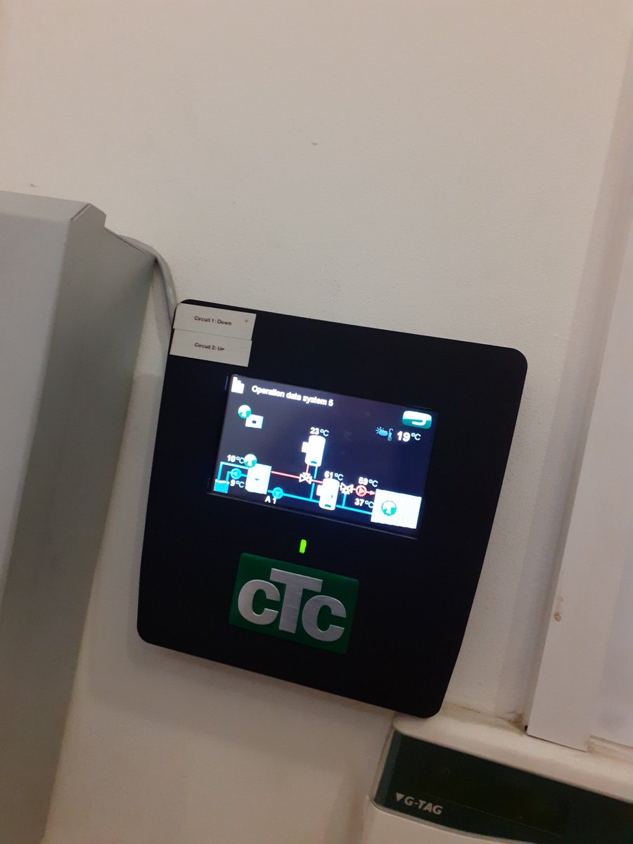 UK_CTC's tweet image. One of our Area Managers visited an instillation he'd fitted prior to joining #TeamCTC 8 years ago, 17kW #GroundSource on #Boreholes in a commercial building in #Wales #heatpumps #renewables #gogreen #Snowdonia