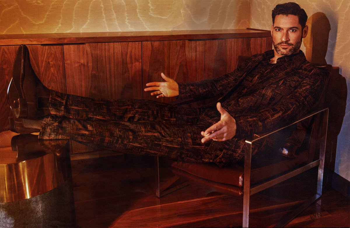 Deckerstar4EvR's tweet photo. Daddy long legs. 🔥🥵🥵🥵

For you @mia_mor3 ❤
A little birdy told me you wanted this. 😉

*Photos edited from A BOOK OF, Tom Ellis Collector's Issue. #TomEllis https://t.co/OVARRhzisu