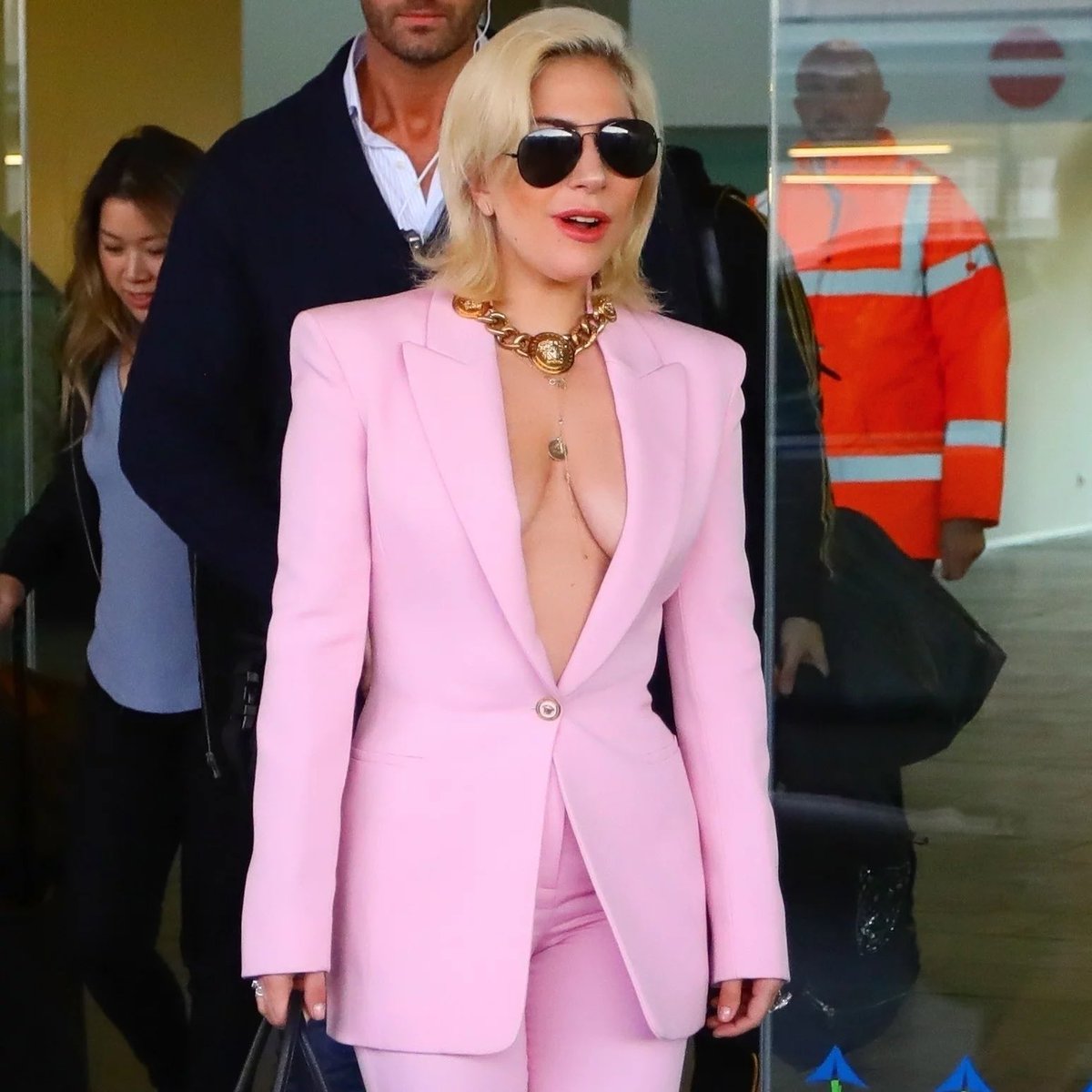 thrwaway1234's tweet photo. Friday friends requests 4/10 for @english_nsfwguy 

Lady Gaga https://t.co/KJfJLb1DmG