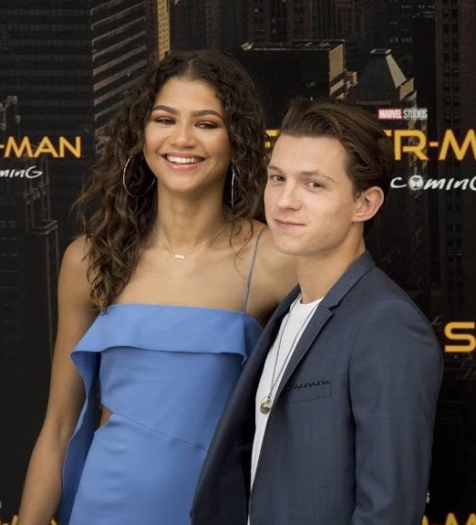RT @civiiswar: can’t wait for zendaya and tom holland’s first spider-man premiere as a couple omg https://t.co/Uwb7QHiX8Z